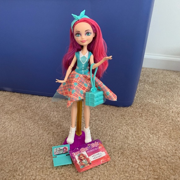 EVER AFTER HIGH MEESHELL MERMAID “BACK TO SCHOOL” DOLL ~ RARE - Picture 1 of 7